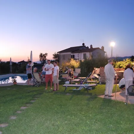 Le Casine كورتونا