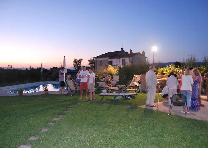 Le Casine كورتونا